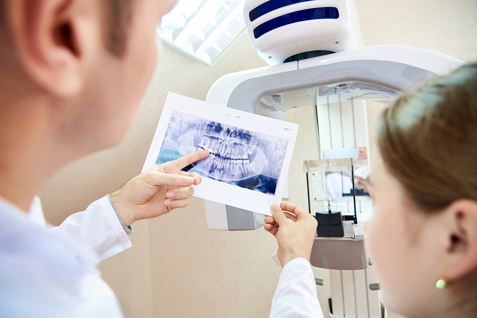 Dentist in Syosset